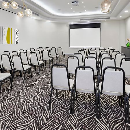 特拉维夫莱昂纳多城市大厦酒店 Giv'atayim 外观 照片 Meeting room